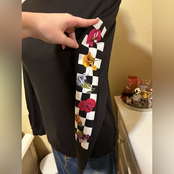 Bundle of 8 Vans Long Sleeve Tops - Picture 13 of 14